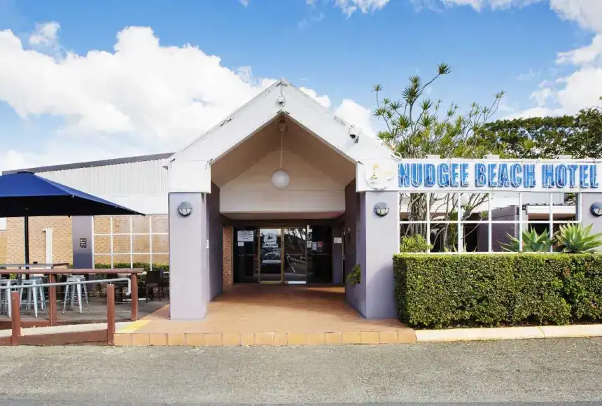 Photo showing Nudgee Beach Hotel