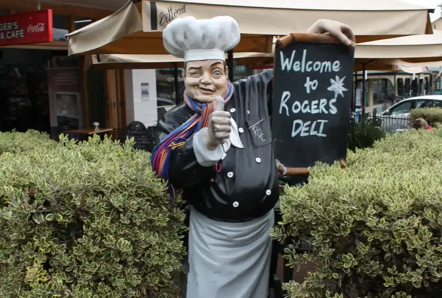 Photo showing Roger’s Deli & Cafe